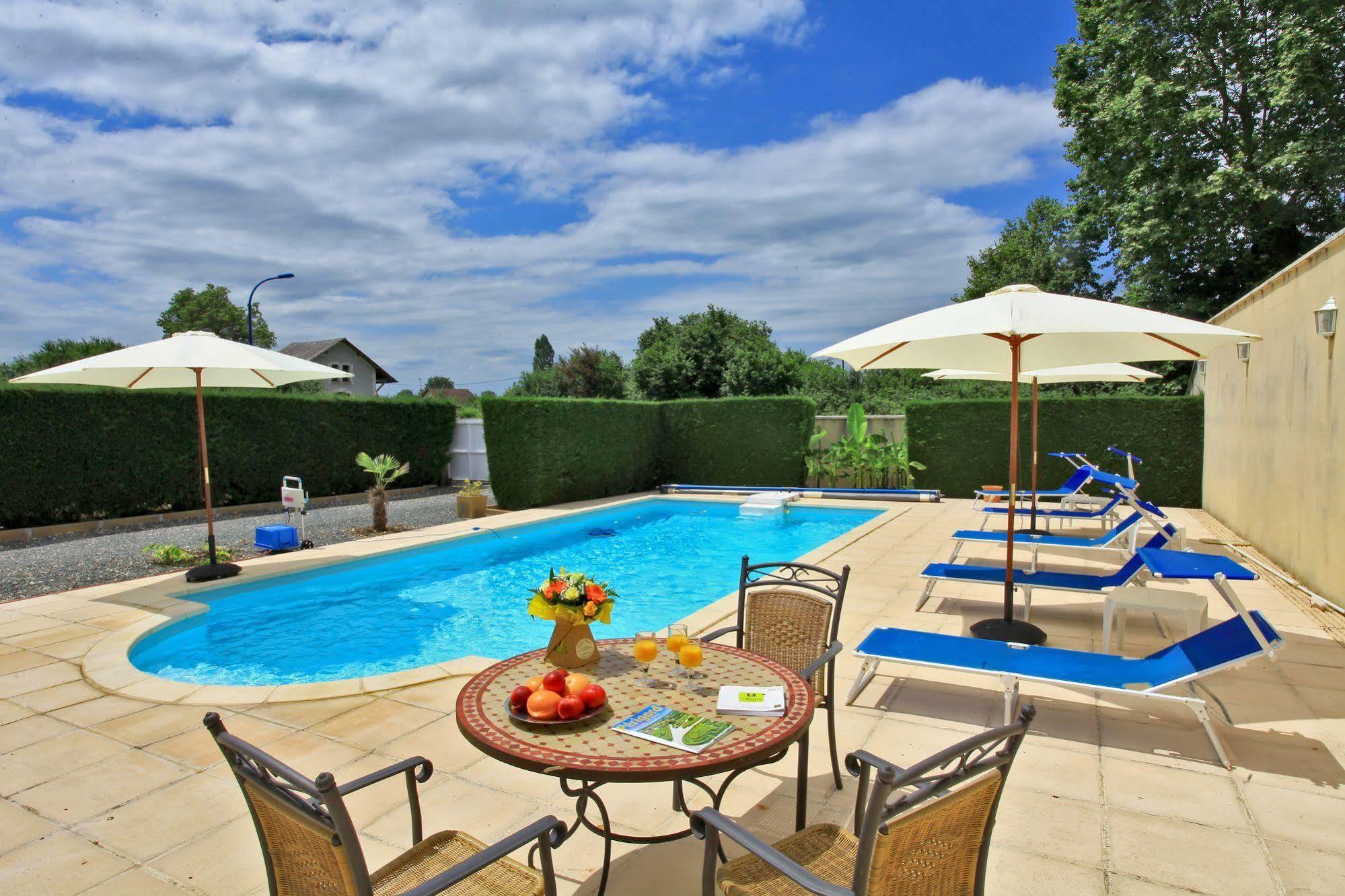 Le Sorbier Razac-sur-lʼIsle Exterior foto
